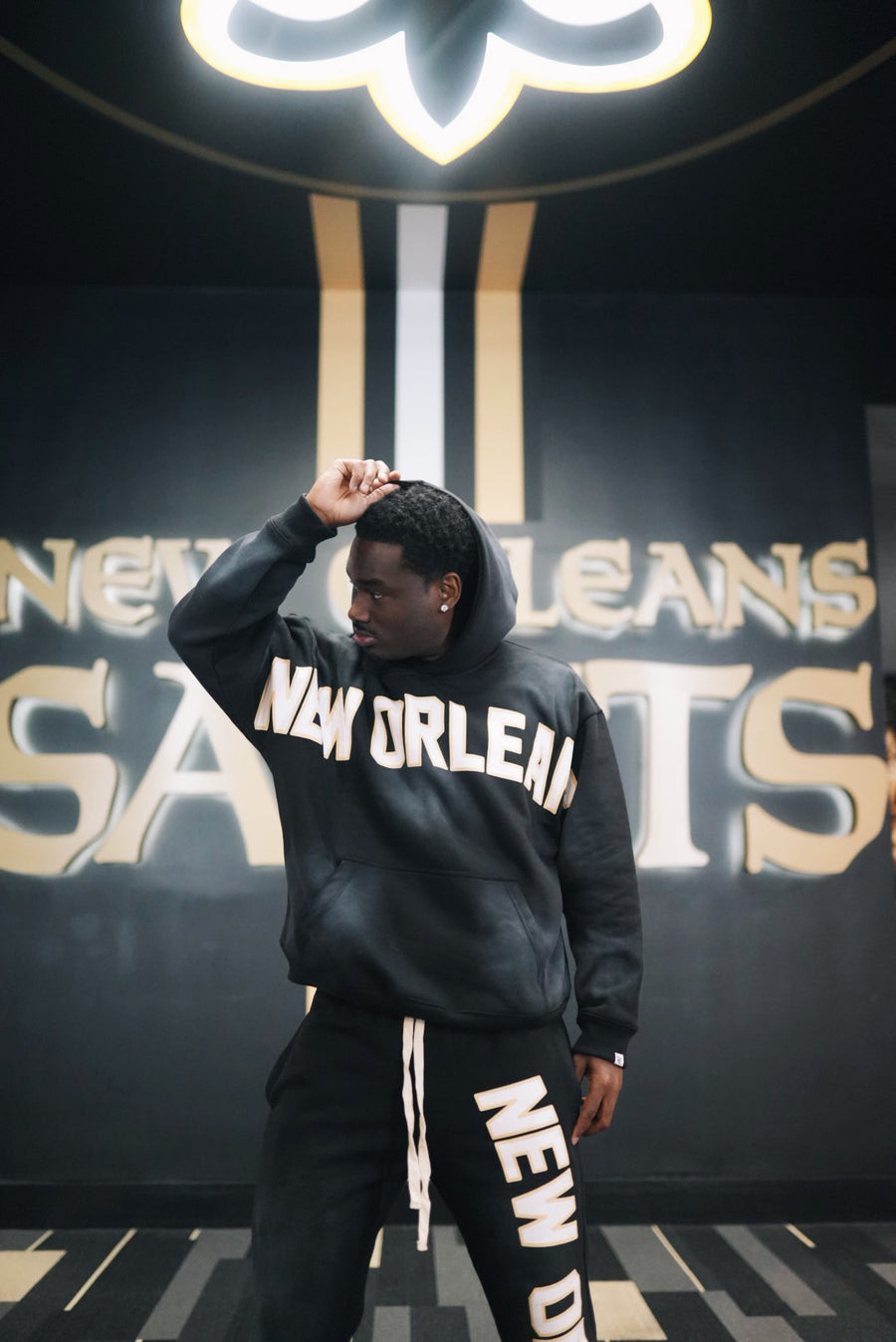 “New Orleans Saints” Oversized Hoodie (Black) [BACKORDER]